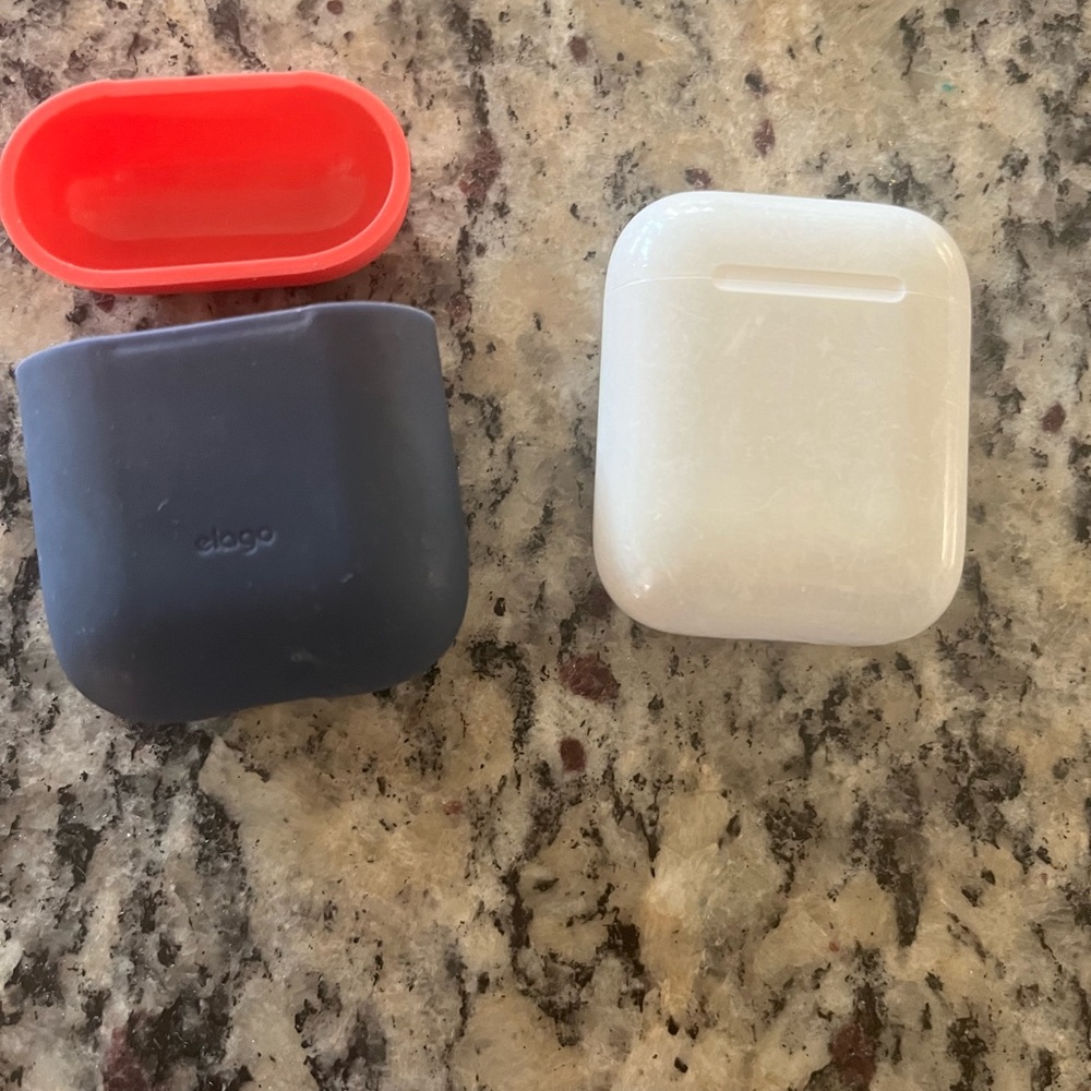Apple AirPods generation 1
